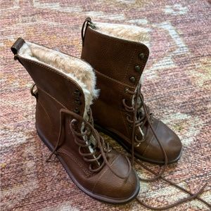 Fur brown combat boots